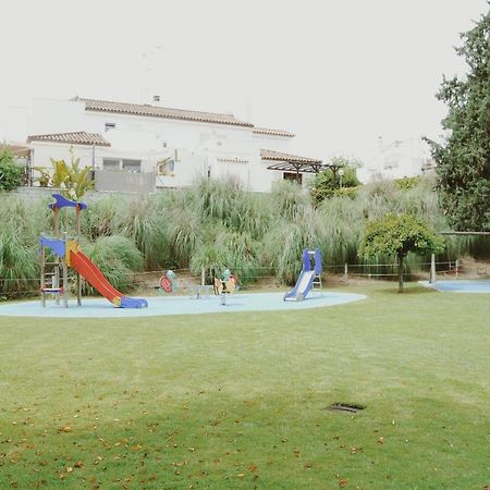 Mholidays Tomares Bagian luar foto